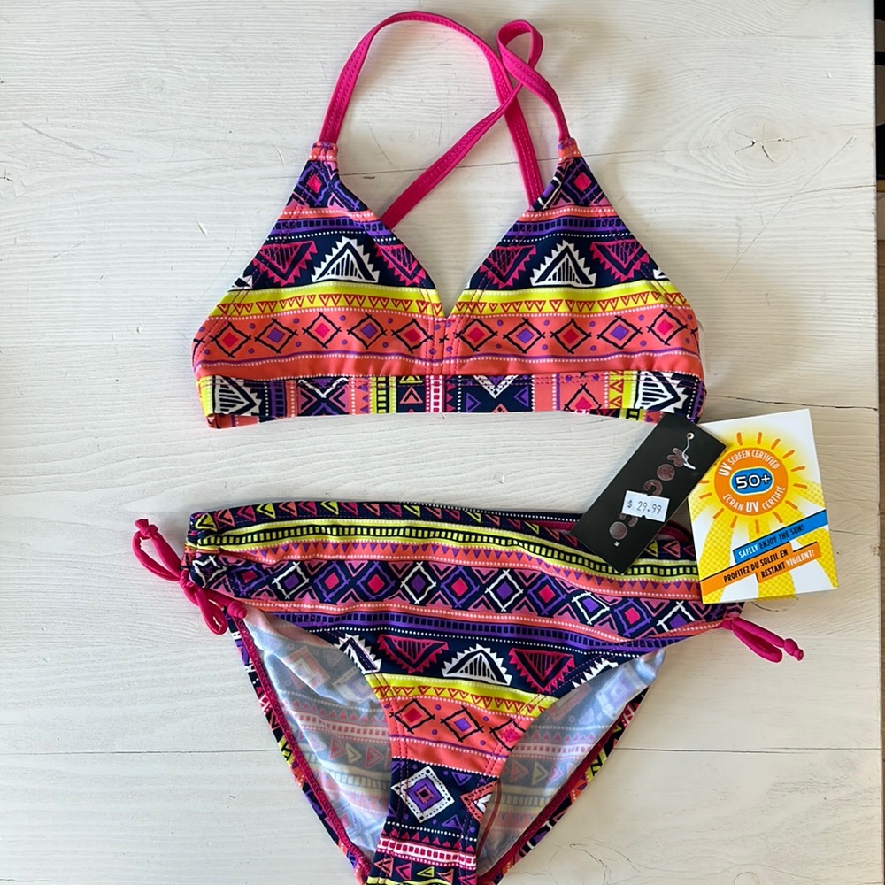 NWT ROCOCO KIDS GIRL TRIANGLE BIKINI